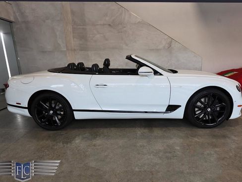 Used 2021 Bentley Continental GT V8 AWD/4WD image 12
