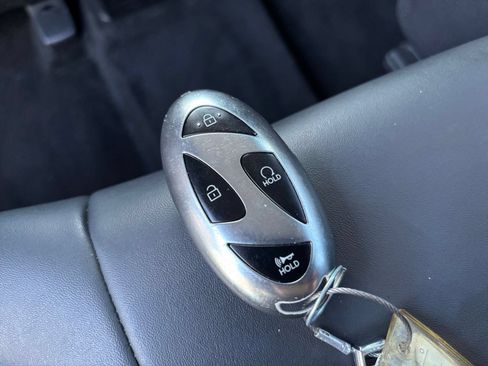 Used 2025 Hyundai Santa Fe SEL FWD image 21