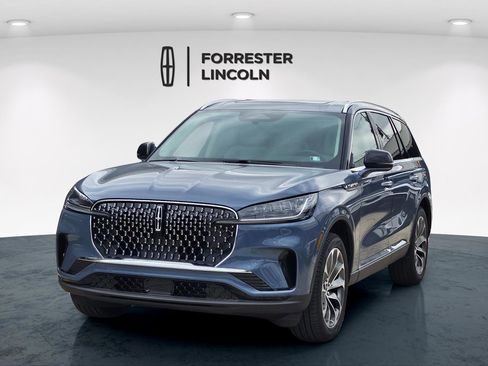 New 2026 Lincoln Aviator AWD image 7