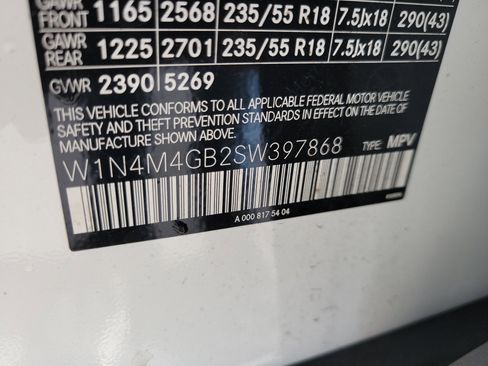 Used 2025 Mercedes-Benz GLB 250 image 34