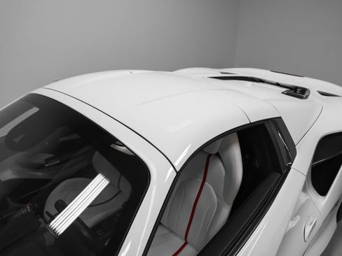 Used 2022 Ferrari F8 Tributo RWD image 94