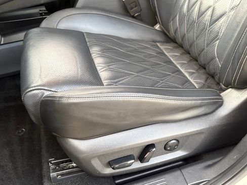 Certified 2021 Nissan Rogue Platinum image 31