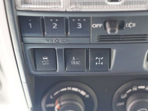 Certified 2024 Toyota 4Runner TRD Off-Road Premium w/ Moonroof Package image 47