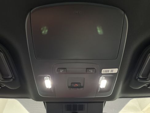 New 2026 Toyota Camry SE AWD/4WD image 15