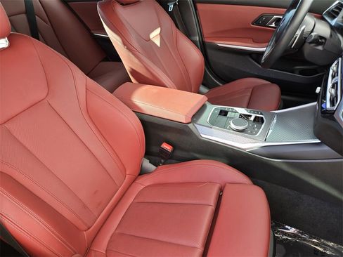 Used 2024 BMW 330i 330i w/ M Sport Package image 15