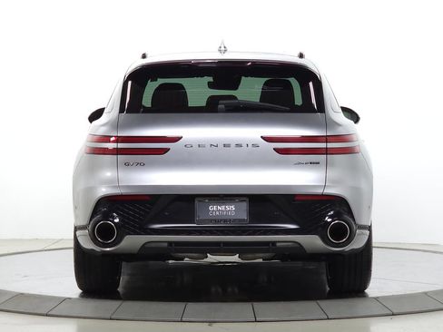 Used 2024 Genesis GV70 3.5T Sport w/ Sport Advanced Package AWD/4WD image 8