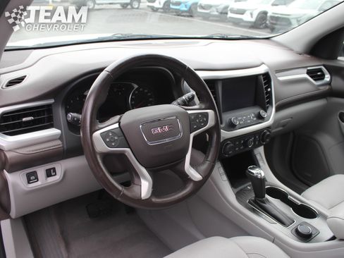 Used 2018 GMC Acadia SLT AWD/4WD image 12