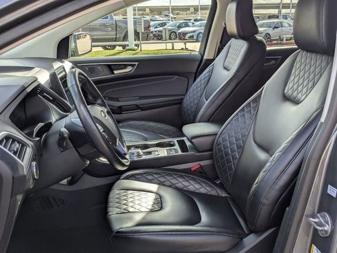 Used 2024 Ford Edge Titanium image 14