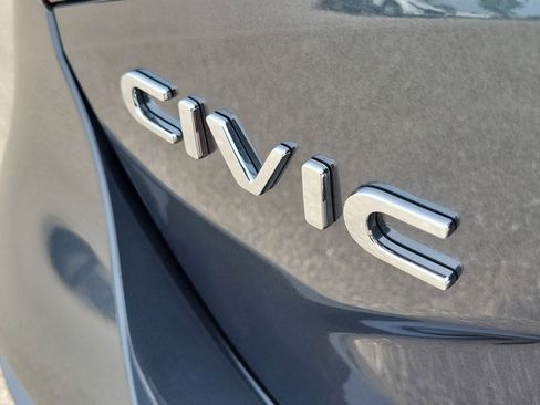 Used 2025 Honda Civic Sport image 10