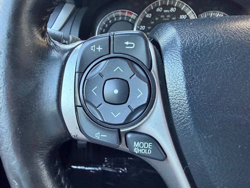 Used 2013 Toyota Camry SE FWD image 23