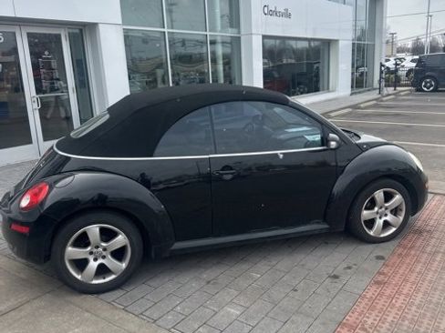 Used 2007 Volkswagen Beetle Convertible w/ Package 2 image 8