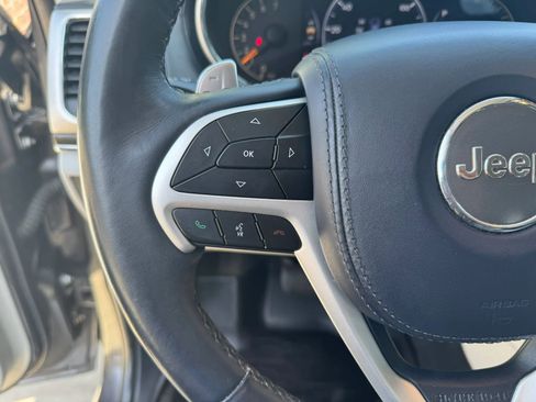 Used 2019 Jeep Grand Cherokee Summit AWD/4WD image 12