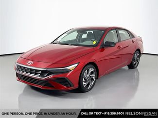 Used 2025 Hyundai Elantra Sport FWD video 1