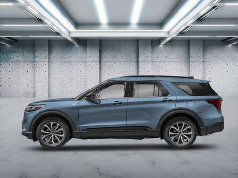 New 2026 Ford Explorer ST-Line w/ ST-Line Street Pack image 3