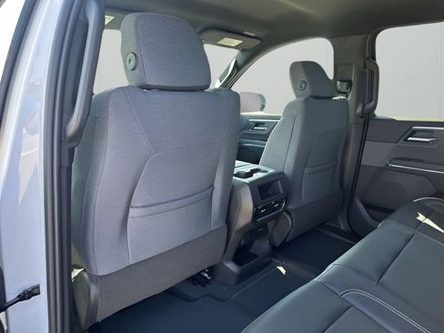 New 2026 GMC Sierra EV Elevation image 18