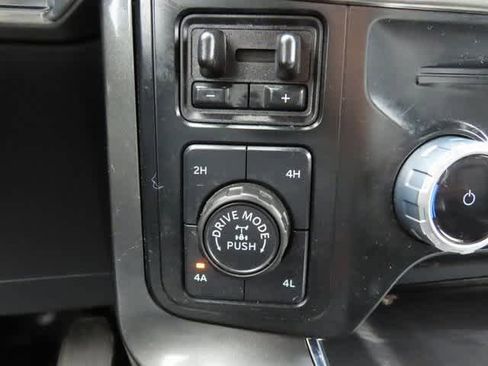 Used 2023 Ford F150 Lariat w/ Equipment Group 502A High image 27