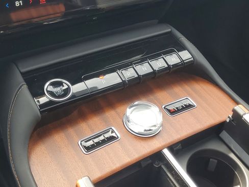 New 2026 Lincoln Navigator L Black Label image 25