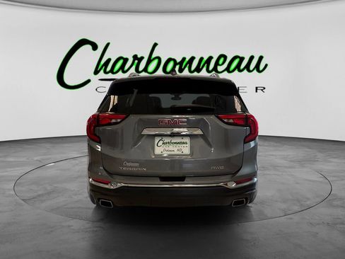 Used 2020 GMC Terrain SLT w/ Preferred Package AWD/4WD image 4