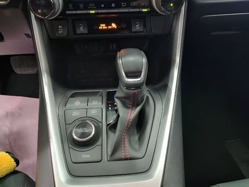 Used 2023 Toyota RAV4 SE w/ Weather & Moonroof Package AWD/4WD image 24
