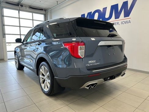 Used 2021 Ford Explorer Platinum w/ Equipment Group 601A AWD/4WD image 6