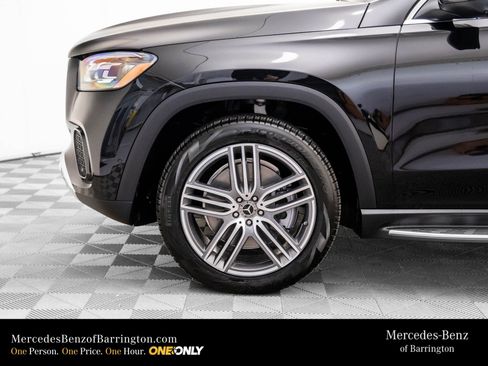 New 2026 Mercedes-Benz GLS 450 4MATIC image 38