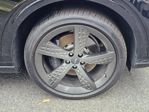 Used 2025 Genesis GV70 3.5T Sport w/ Sport Advanced Package image 31