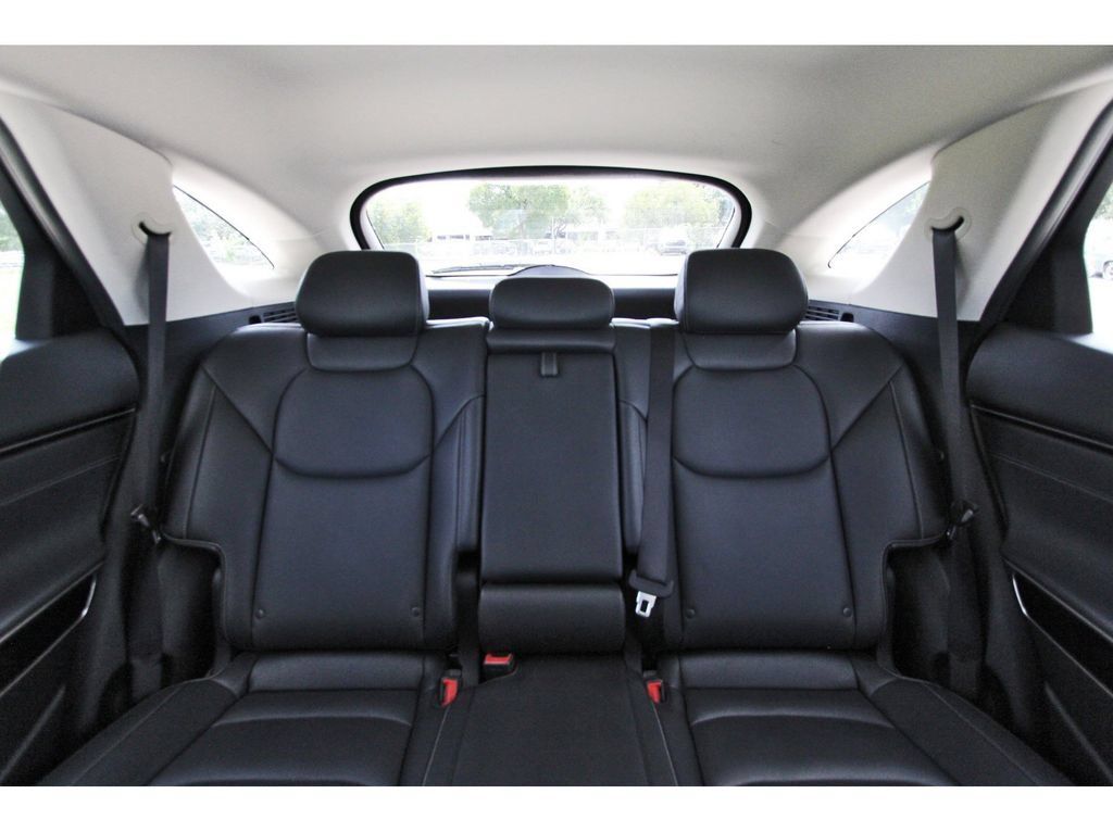 Used 2025 Genesis GV70 2.5T AWD/4WD image 14