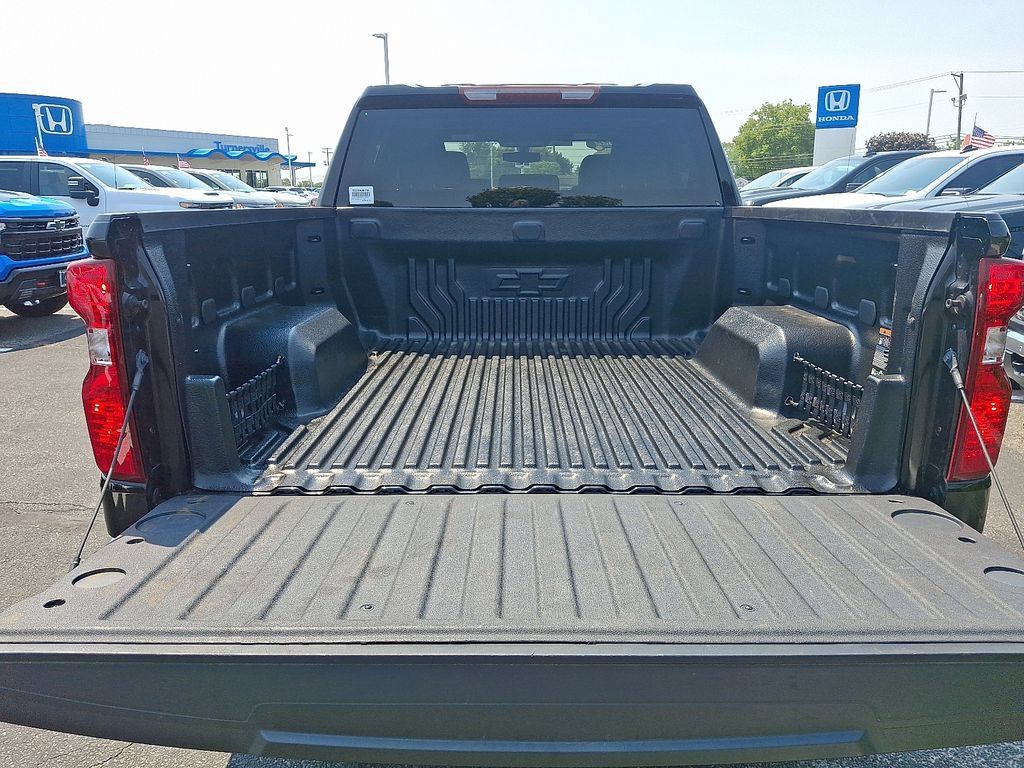Certified 2022 Chevrolet Silverado 1500 LT AWD/4WD image 29