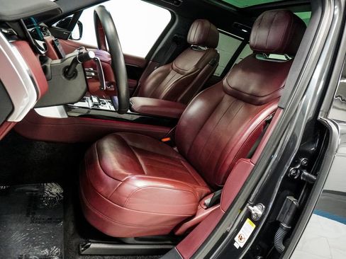 Used 2023 Land Rover Range Rover SE AWD/4WD image 6