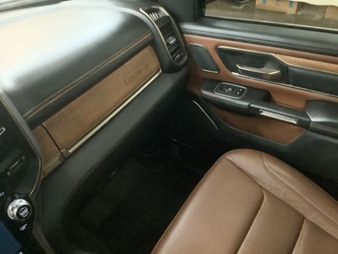 Used 2022 RAM 1500 Limited AWD/4WD image 21