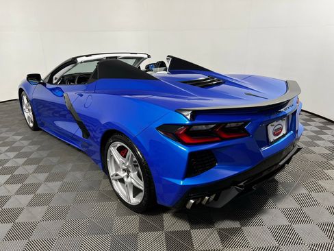 Used 2025 Chevrolet Corvette Stingray Premium Conv w/ Stealth Interior Trim Package RWD image 7