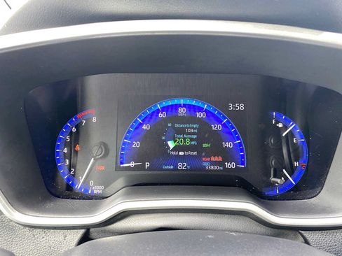 Used 2021 Toyota Corolla XSE FWD image 17