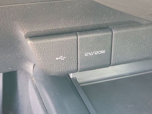 Used 2020 Toyota Camry LE FWD image 28