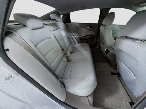 Used 2018 Chevrolet Malibu LT FWD image 24