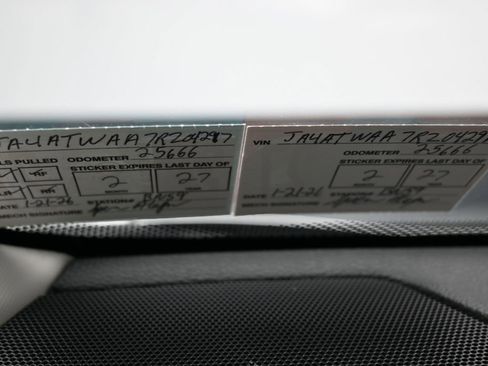 Used 2024 Mitsubishi Eclipse Cross SE image 10