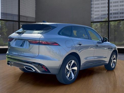 Used 2025 Jaguar F-PACE R-Dynamic S image 13