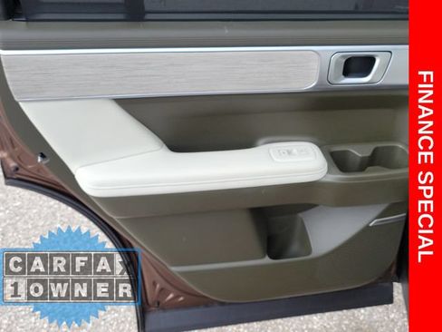 Used 2025 Hyundai Santa Fe Calligraphy AWD/4WD image 8