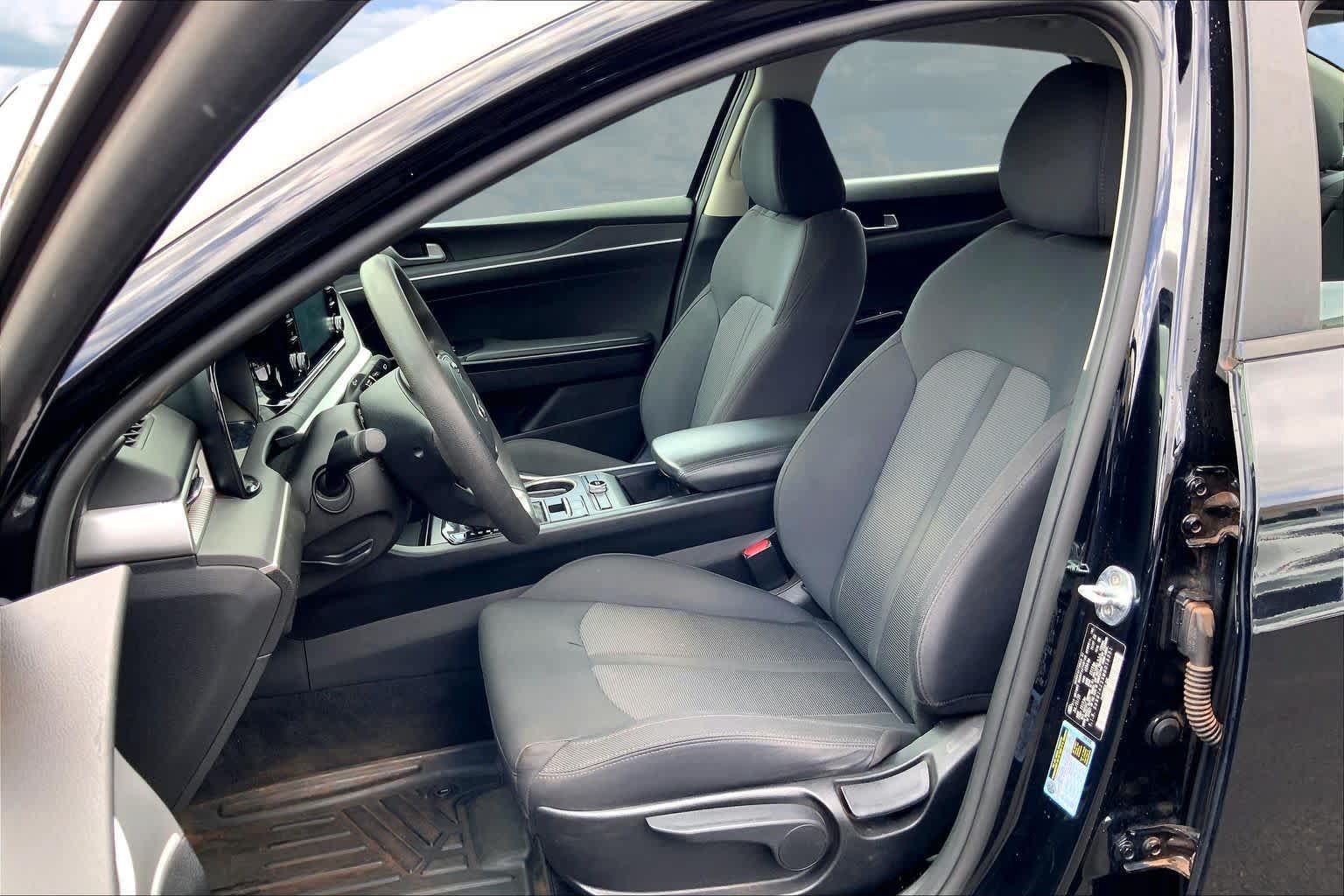 Used 2021 Kia K5 LXS FWD image 11
