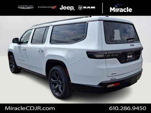 New 2026 Jeep Grand Wagoneer L Limited w/ Premium Group II AWD/4WD image 4