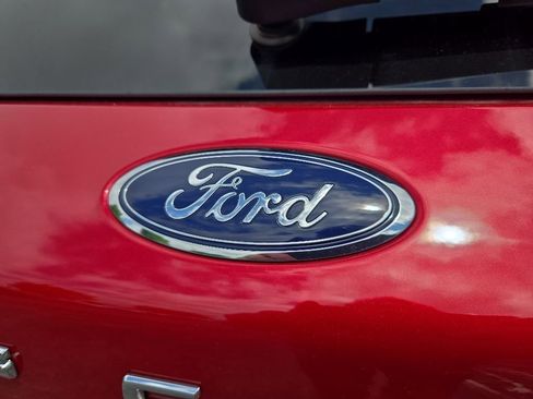 Used 2024 Ford Escape ST-Line Elite w/ Premium Technology Package AWD/4WD image 14