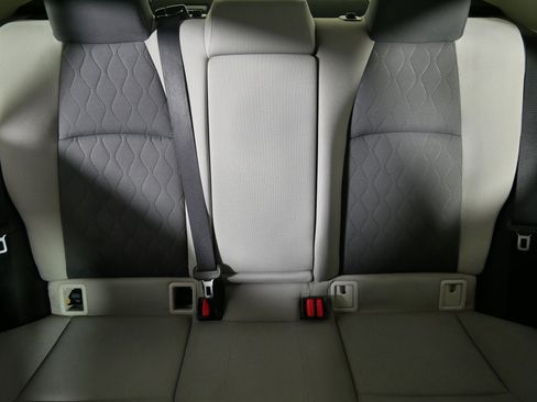 Used 2020 Toyota Corolla LE image 13