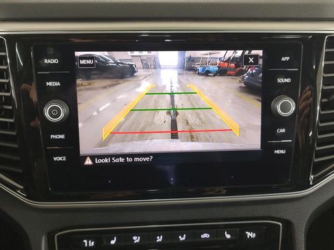 Used 2018 Volkswagen Atlas SEL image 12