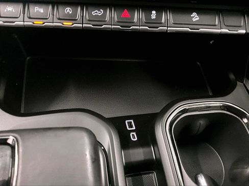 Used 2023 GMC Sierra 1500 AT4 w/ AT4 Premium Package image 26