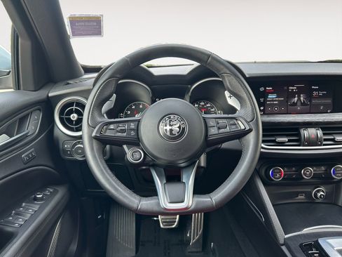 Used 2022 Alfa Romeo Stelvio Sprint image 15