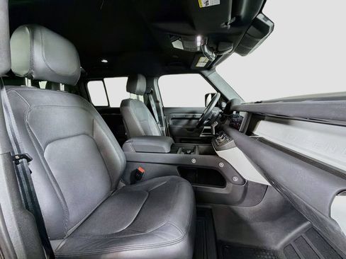 Certified 2023 Land Rover Defender 110 S AWD/4WD image 29