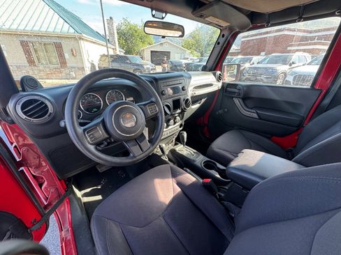 Used 2014 Jeep Wrangler Sport AWD/4WD image 14
