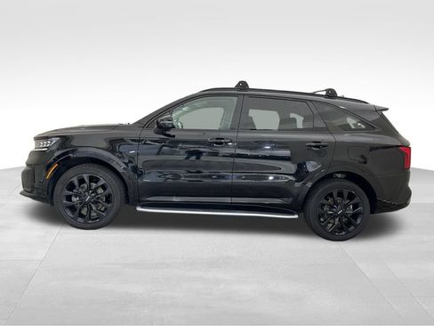 Used 2023 Kia Sorento SX AWD/4WD image 2