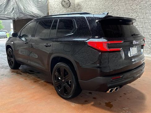 Used 2025 GMC Acadia Elevation w/ Black Edition FWD image 5