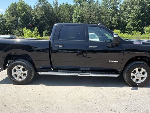 Used 2025 RAM 2500 Big Horn AWD/4WD image 7