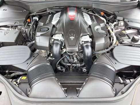 Used 2022 Maserati Levante Modena S image 29